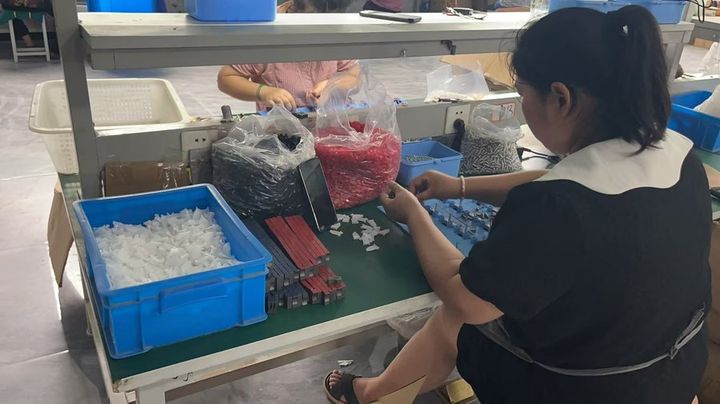 自有工厂质检实验室完成扩建,逐台检验记录留存